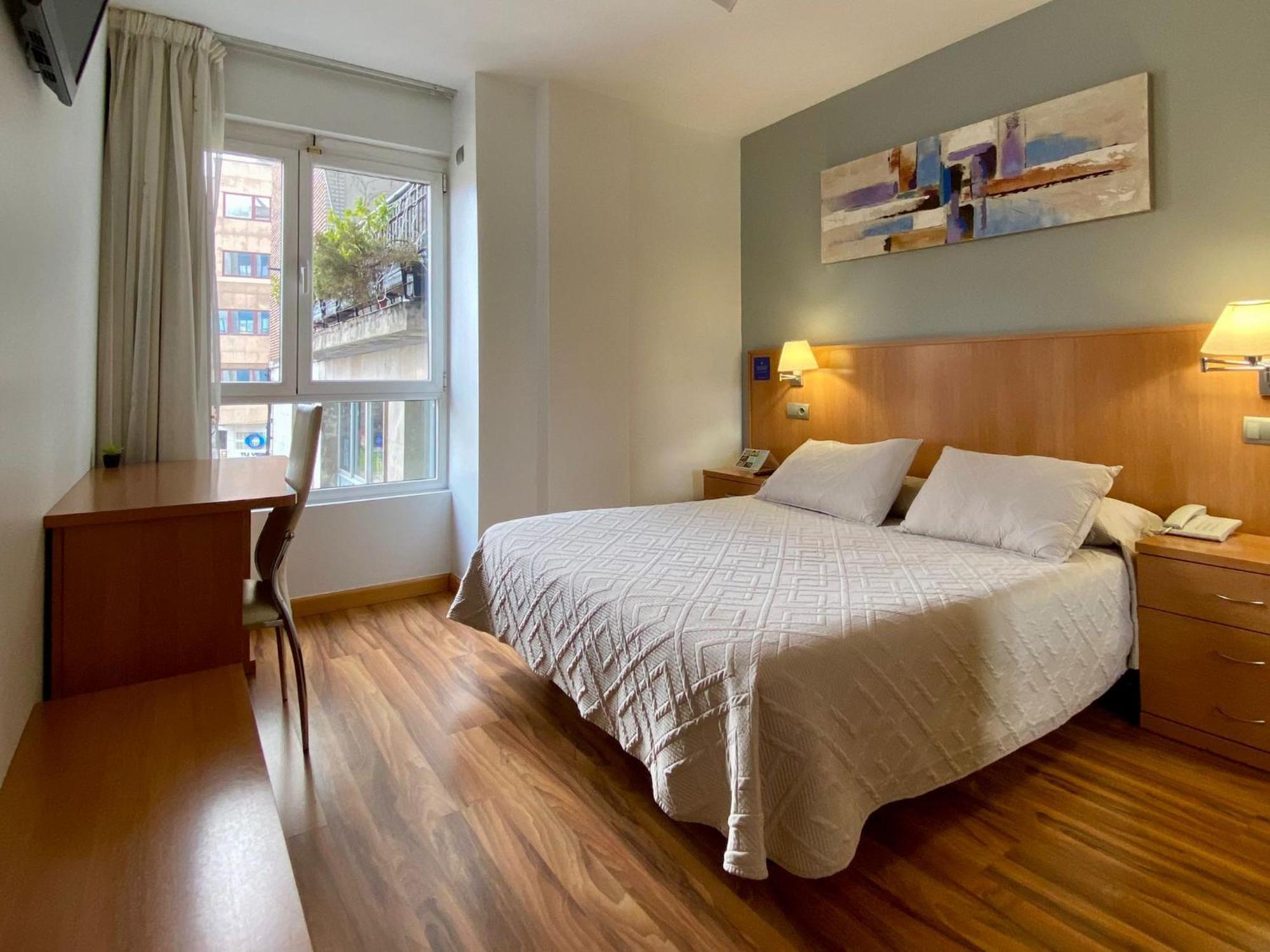 פונפרדה Hostal Rio Selmo מראה חיצוני תמונה