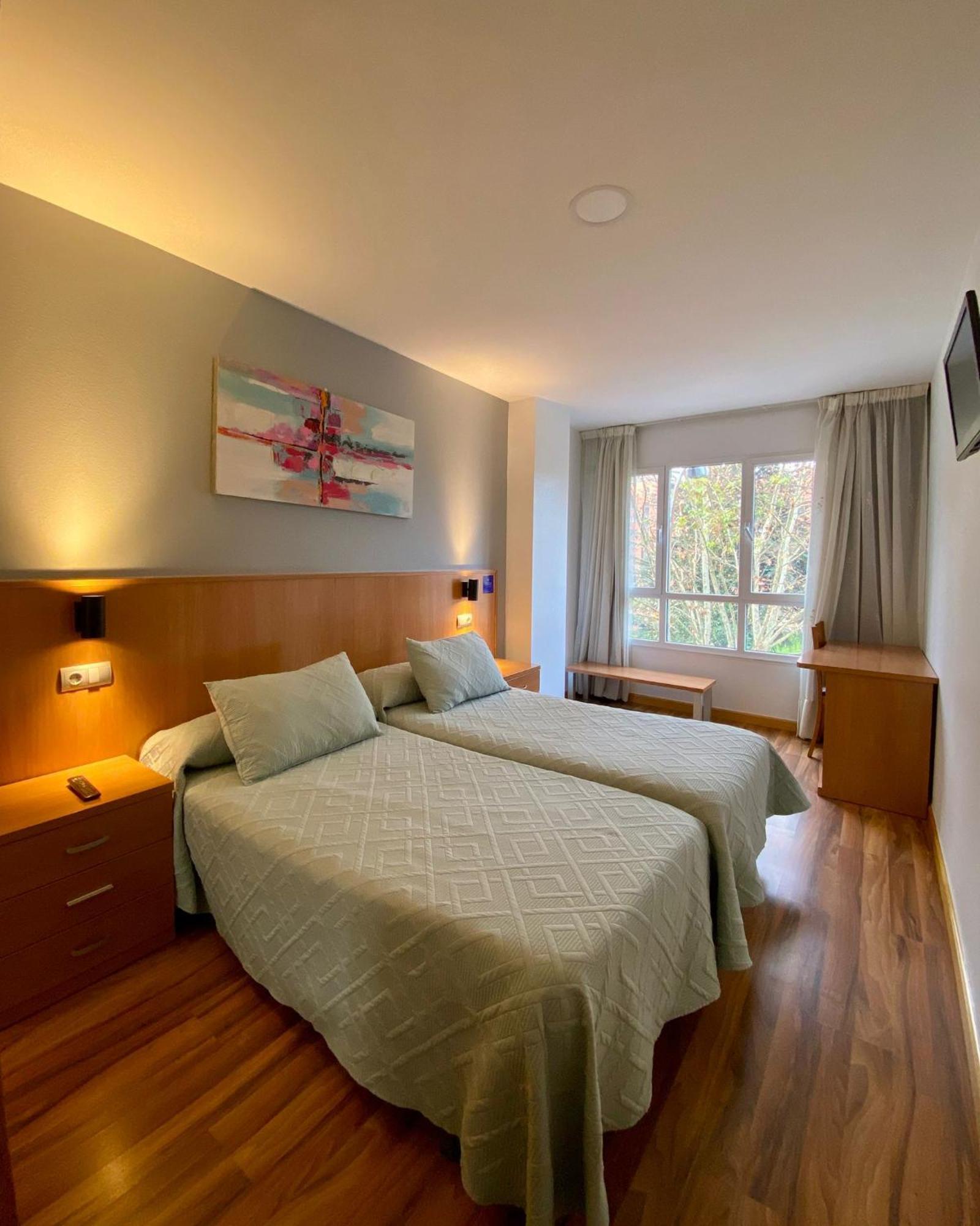 פונפרדה Hostal Rio Selmo מראה חיצוני תמונה